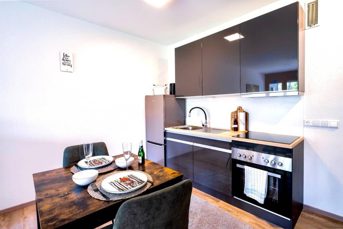 Apartment Auszeit Apartment: Black Forest Retreat With Sunny Balcony Schoenwald im Schwarzwald