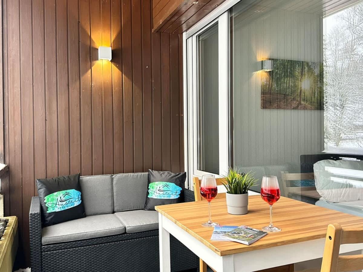 Auszeit Apartment: Black Forest Retreat With Sunny Balcony Schoenwald im Schwarzwald